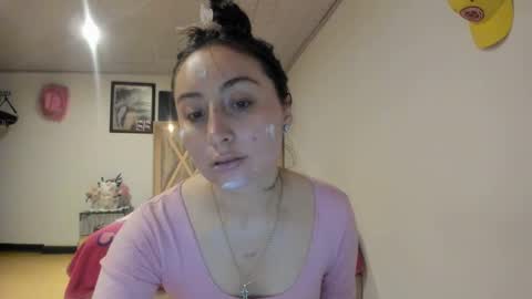 Snapshot of mia_kanee chatting on 10-07-25, 09:01 mia kaneee online show from 10-07-25, 09:01