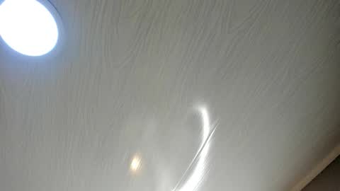 Mia online show from 11-20-25, 02:34