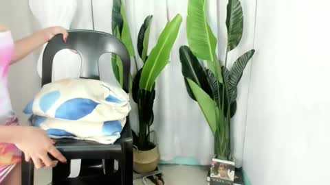 M I A online show from 02-26-26, 10:03