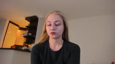 Mia here Appreciate your support online show from 09-21-25, 10:50