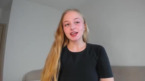 Mia here Appreciate your support online show from 11-05-25, 12:16