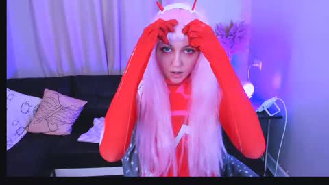 mia_meowxkiss online show from 09-24-25, 04:21