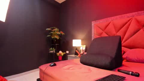 MIA  online show from 09-24-25, 06:22