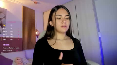 Mia Nevaeh - follow me online show from 06-04-26, 08:26
