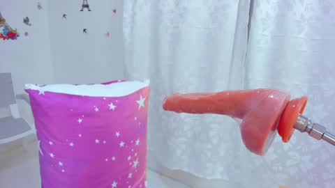 mia novoa online show from 12-06-24, 09:35