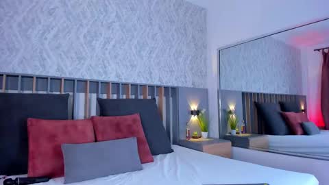 Snapshot of mia_oceann chatting on 02-12-25, 04:22 MIa online show from 02-12-25, 04:22