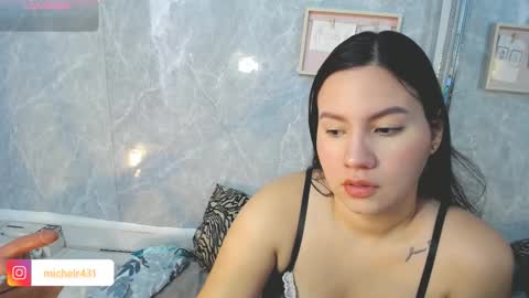 mia reys online show from 02-03-26, 02:11