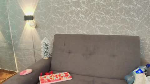 Mia Roux online show from 12-30-24, 07:11