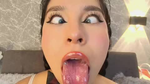 Mia Roux online show from 02-22-25, 10:52