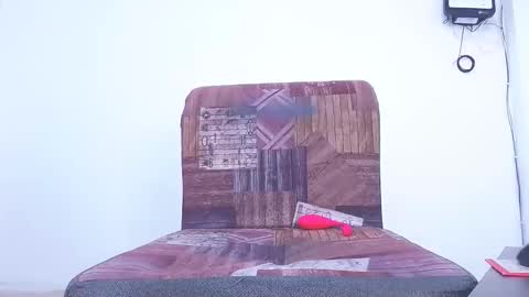 Cintia Rodriguez online show from 12-18-25, 07:20