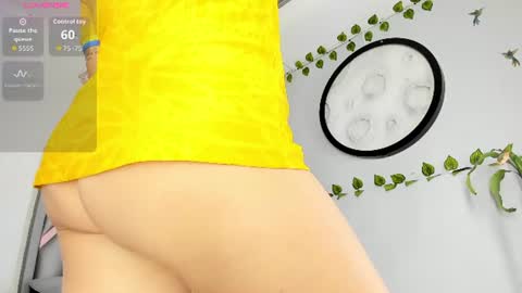 Snapshot of mia_salome23 chatting on 07-07-26, 12:09 mia_salome23 online show from 07-07-26, 12:09