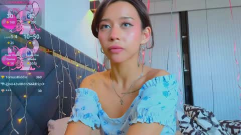 Mia online show from 01-13-25, 09:52