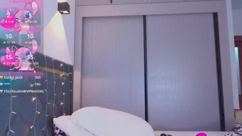 Mia online show from 03-02-25, 03:37