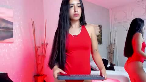 Snapshot of mia_sloane chatting on 10-08-25, 04:10 mia_sloane online show from 10-08-25, 04:10