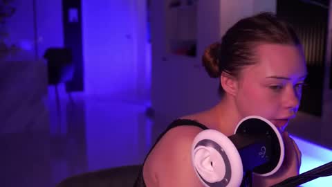 VixenMia online show from 12-01-25, 03:11