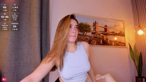Mia White  online show from 01-06-25, 01:52
