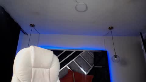 Snapshot of mia_yourhottie chatting on 01-09-25, 05:44 Mia online show from 01-09-25, 05:44