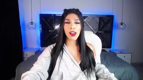 Snapshot of mia_yourhottie chatting on 01-30-25, 02:06 Mia online show from 01-30-25, 02:06