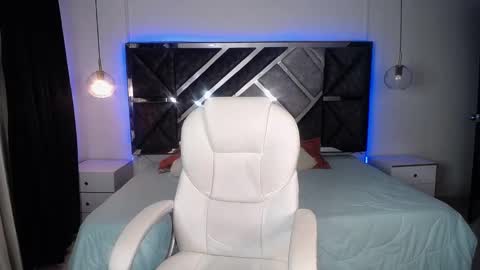 Snapshot of mia_yourhottie chatting on 02-03-25, 05:18 Mia online show from 02-03-25, 05:18