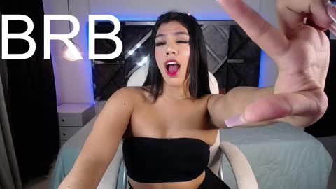 Snapshot of mia_yourhottie chatting on 02-11-25, 02:03 Mia online show from 02-11-25, 02:03