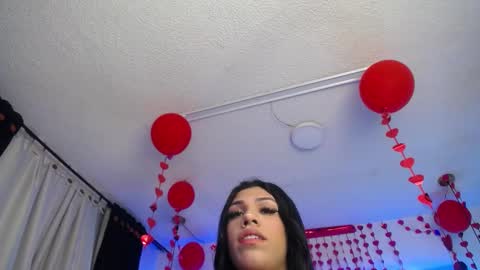 Snapshot of mia_yourhottie chatting on 02-16-25, 01:03 Mia online show from 02-16-25, 01:03