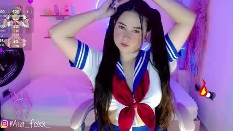 Mia online show from 02-24-25, 09:20