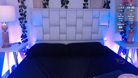 Mia online show from 02-05-25, 11:23