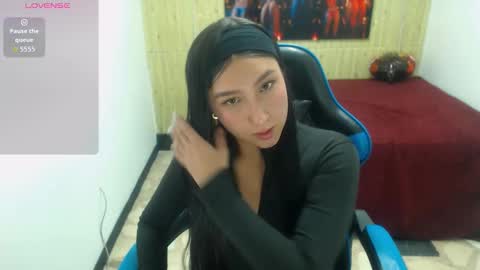       online show from 11-21-25, 02:27