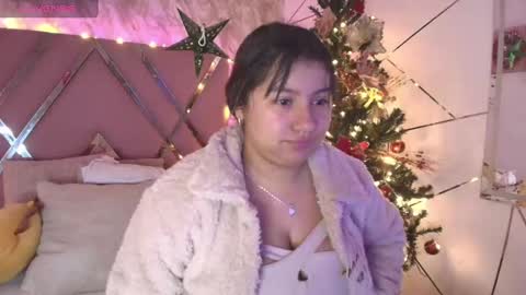 miaa_smiith1 online show from 12-27-24, 11:39