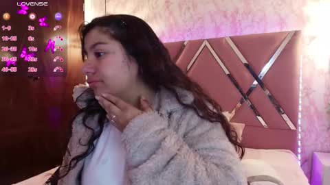 miaa_smiith1 online show from 03-03-25, 12:16