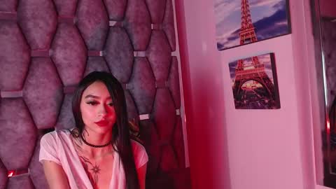Snapshot of miaa_thopmson chatting on 12-23-24, 01:56 Miaa online show from 12-23-24, 01:56