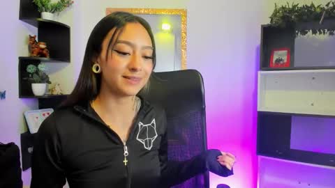 Snapshot of miaa_thopmson chatting on 01-13-26, 11:10 Miaa online show from 01-13-26, 11:10