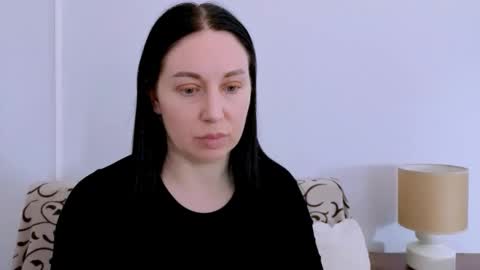 Mia online show from 04-10-26, 03:28