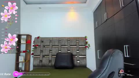 MIA LOVE online show from 10-24-25, 11:50