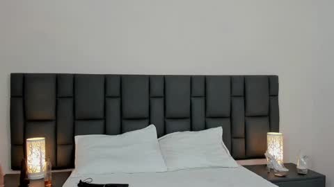 mia red hair molly short hair online show from 01-08-25, 12:05