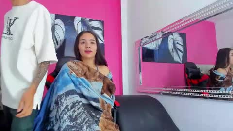 Snapshot of miaandteylor chatting on 12-01-25, 08:52 Mia - Teylor online show from 12-01-25, 08:52