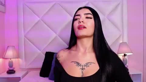 Alexandra online show from 11-01-25, 01:24