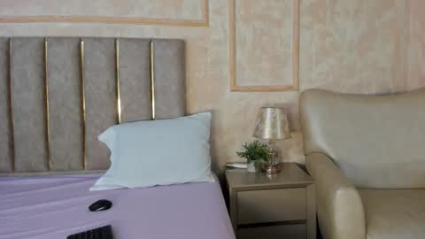 Miaasummer online show from 03-23-26, 11:47