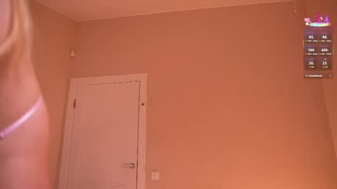 miablueye online show from 04-15-26, 03:52