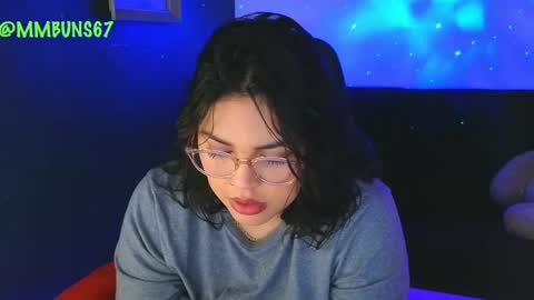 Mia online show from 09-16-25, 12:11