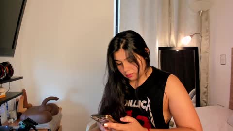 IG Yojanagomez  online show from 02-06-25, 09:06