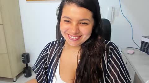 IG Yojanagomez  online show from 03-03-25, 05:07