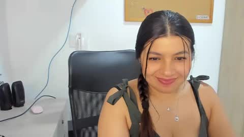 IG Yojanagomez  online show from 03-10-25, 04:57