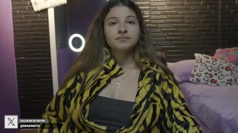 Mia online show from 12-29-24, 05:21