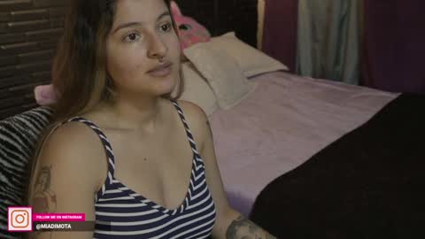 Mia online show from 01-27-25, 03:37