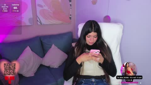 Mia online show from 01-22-25, 02:04