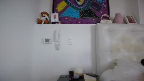 Mia online show from 04-02-26, 07:55