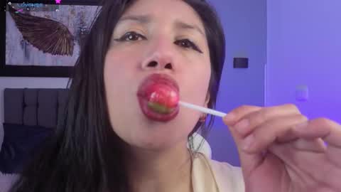 Mia Carter  Schedule 800 - 1430 gtm-5 online show from 09-11-25, 01:44