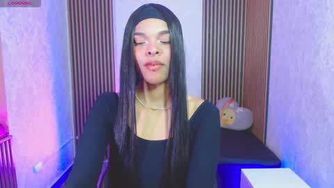 Snapshot of miagates_tay chatting on 11-03-25, 03:08 Mia online show from 11-03-25, 03:08