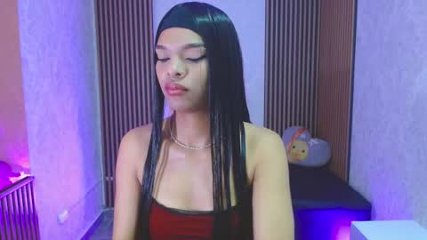 Snapshot of miagates_tay chatting on 11-04-25, 03:16 Mia online show from 11-04-25, 03:16